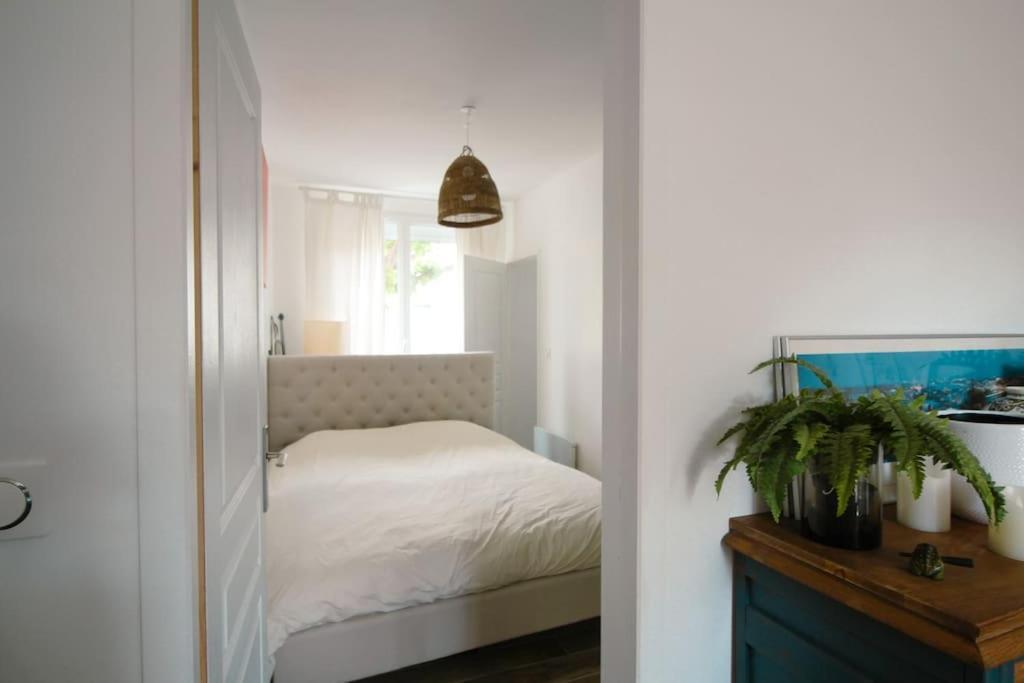 Appartement Avec Terrasse Privee, Plage A Pied サントーバン・シュル・メール エクステリア 写真